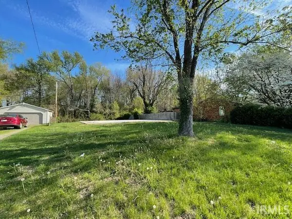 1800 Shelby AVE, Evansville, IN 47714