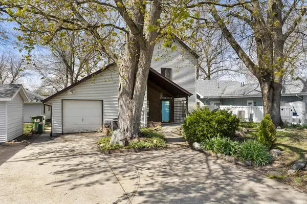 11068 N Lower Lake Shore DR, Monticello, IN 47960