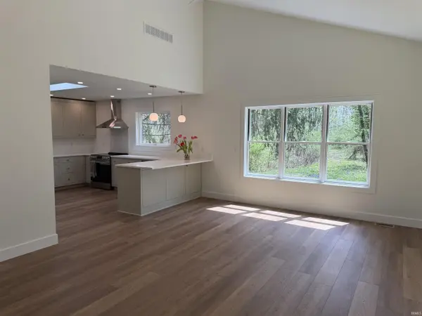 4620 S Woodbine DR, Bloomington, IN 47403