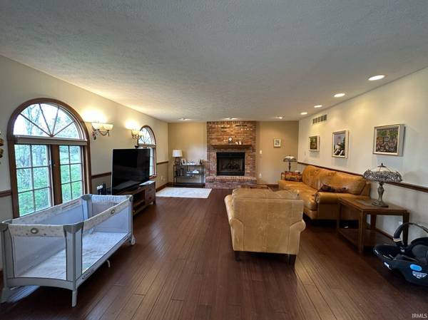 3825 E Devonshire CT, Bloomington, IN 47408