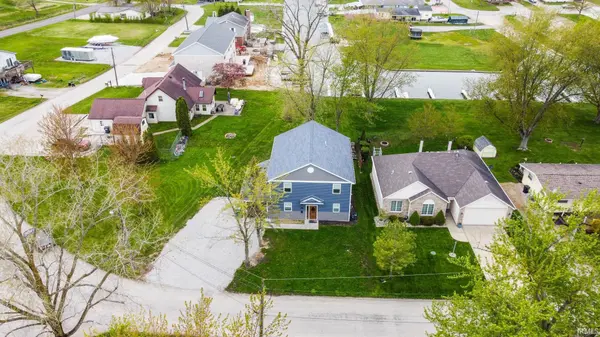 9821 N Marine Key DR, Syracuse, IN 46567