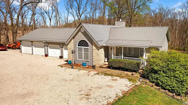 8750 Truax RD, Freedom, IN 47431