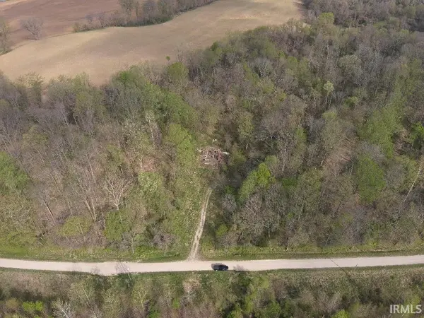 498 Dicksburg Hills RD,  Decker,  IN 47524
