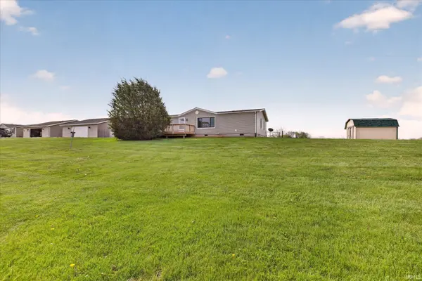 2540 S Meridian RD, Mitchell, IN 47446