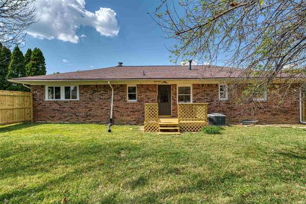 430 Fuquay RD, Evansville, IN 47715-3718