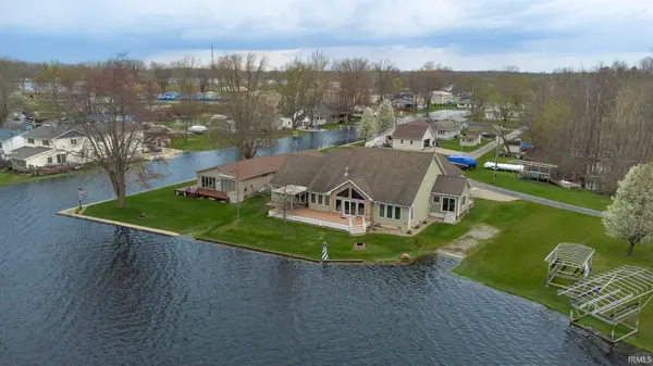 56 E Sunny Acres S. ST, Rome City, IN 46784-9754
