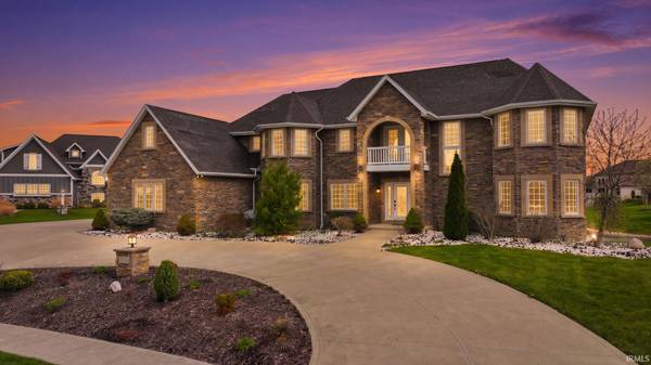 4381 Saint Elais CV, Fort Wayne, IN 46845-8500