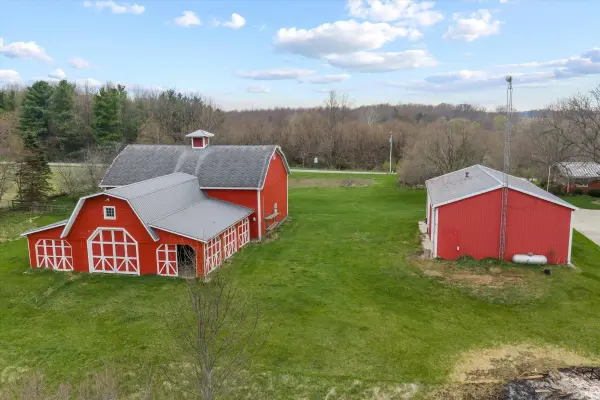 20216 Muckshaw RD, Argos, IN 46501-9759