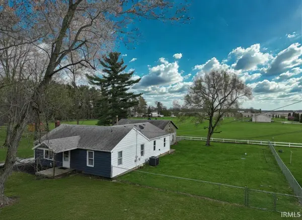 15477 W 160 N. ***, Medaryville, IN 47957-8128