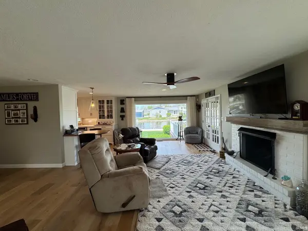 2516 Park Place ***, Rochester, IN 46975