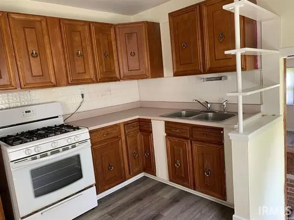 600 N Hartford RD, Eaton, IN 47338