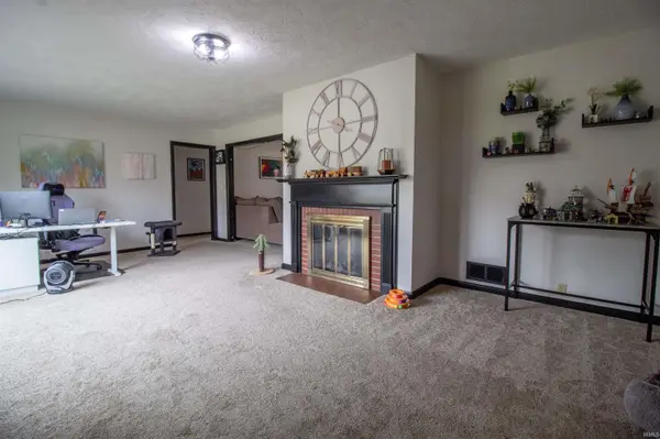 1411 E 8th ST, Anderson, IN 46012