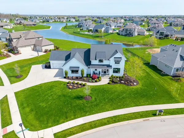 3095 Laurel Springs DR, Fort Wayne, IN 46814
