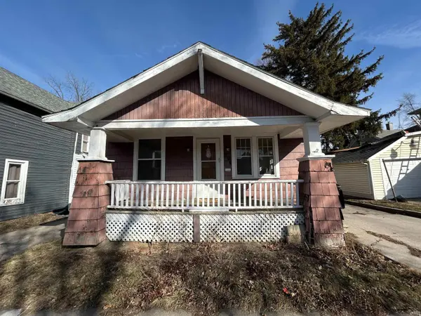 704 W Dewald ST, Fort Wayne, IN 46802-5169