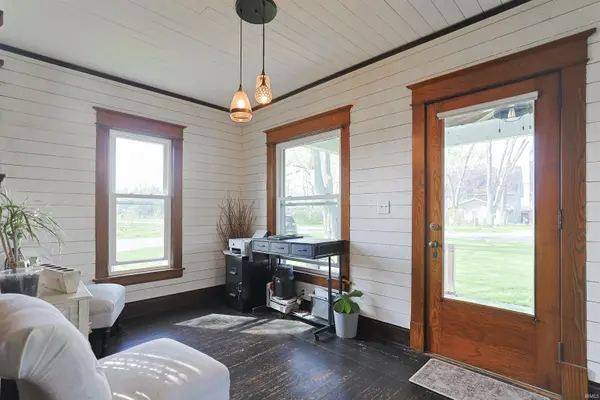 23260 Brick RD, South Bend, IN 46628-9722