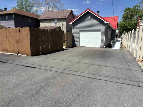 119 W 5th ST, Peru, IN 46970