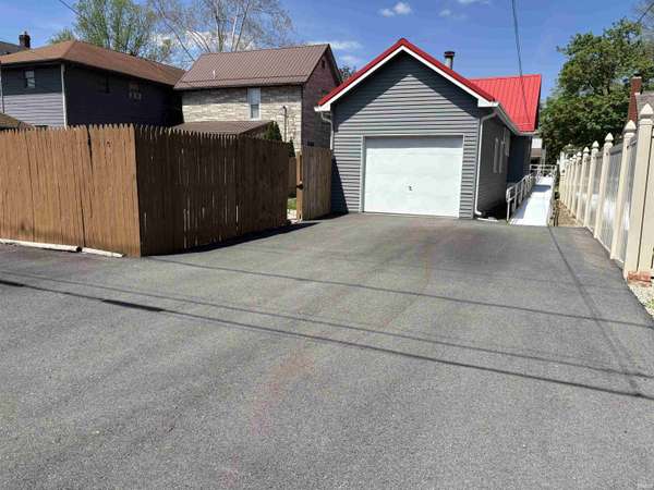 119 W 5th ST, Peru, IN 46970