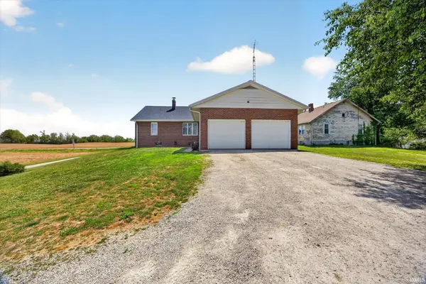 593 Marlatt ST, Plainville, IN 47568-5213