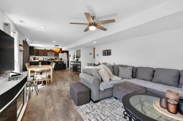 10024 Glen Edge LN, New Haven, IN 46774
