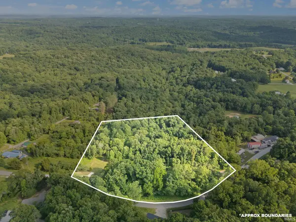 3681 W Jericho Road ***, Taswell, IN 47175