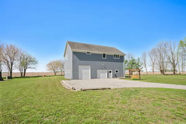 13032 S County Road 300 East RD, Galveston, IN 46932-9115