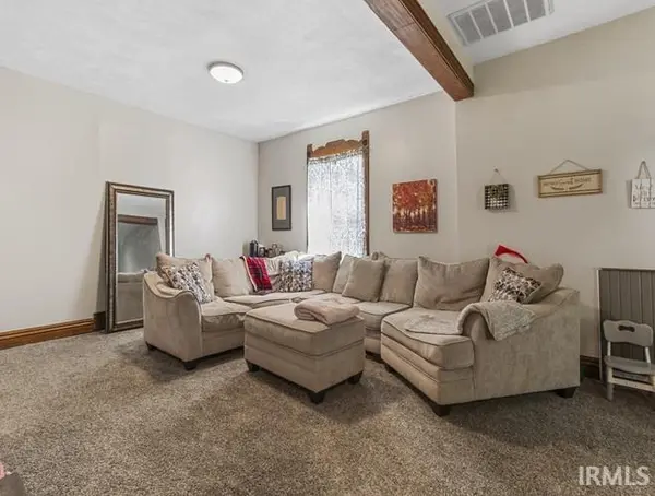210 N Oak ST, Redkey, IN 47373