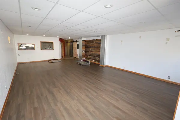 101 W Main ST, Syracuse, IN 46567