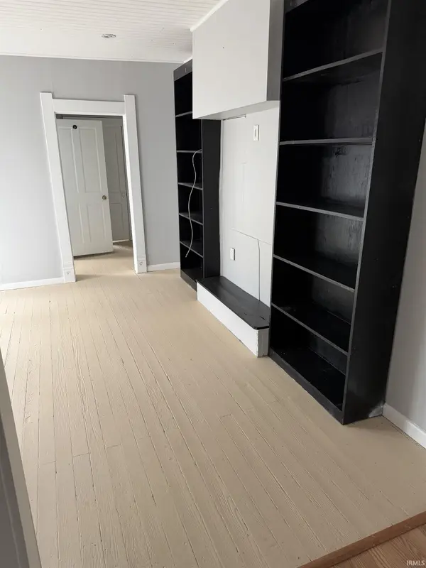 12501 Saddlebrook DR, Oakville, IN 47367
