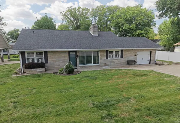 707 N Line ST, Loogootee, IN 47553
