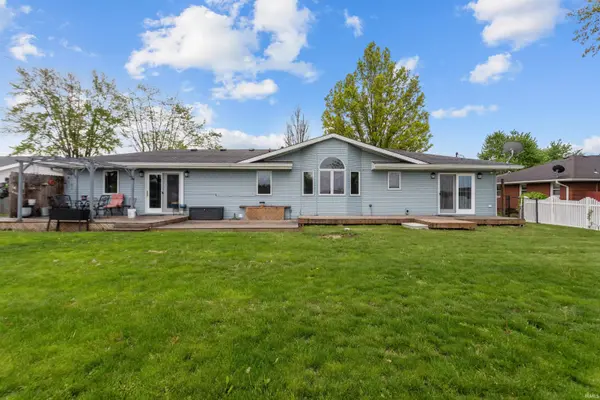 936 E Center RD, Kokomo, IN 46902