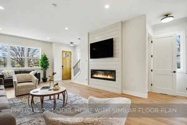 1249 Corby BLVD #A, South Bend, IN 46617