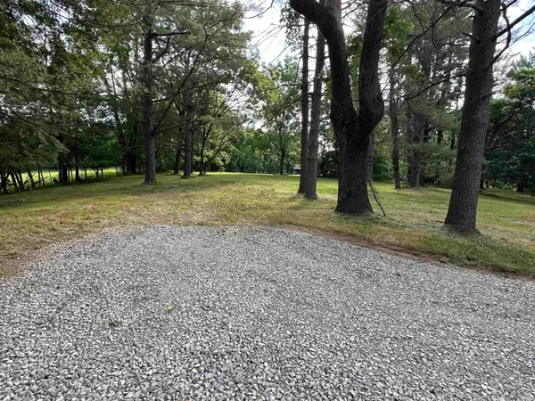 6655 E Gross RD, Bloomington, IN 47401