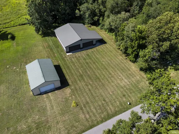 5219 E Quiet Water CT, Monon, IN 47959