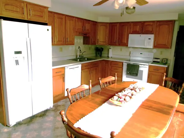 1041 W 500 N RD, Decatur, IN 46733