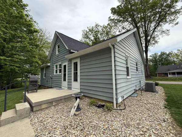 8610 S Gore RD, Bloomington, IN 47403