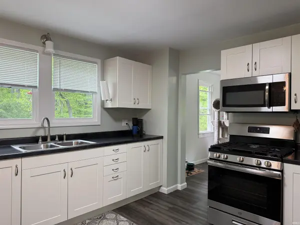 8610 S Gore RD, Bloomington, IN 47403