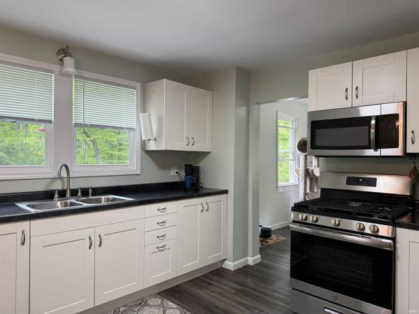 8610 S Gore RD, Bloomington, IN 47403