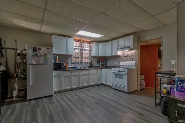 1124 Spruce ST, Evansville, IN 47710-2262