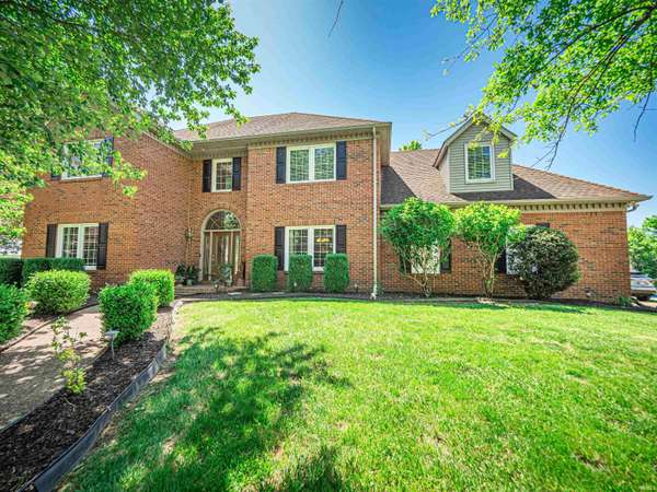 3466 Pine Ridge DR, Newburgh, IN 47630