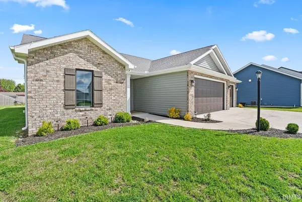 909 Jennifer DR, Ligonier, IN 46767