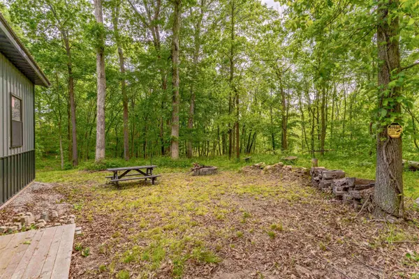 2303 Schroeder RD, Evansville, IN 47725