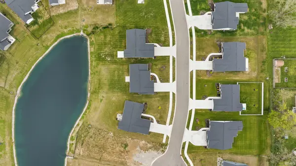 15563 Impala DR, Huntertown, IN 46748