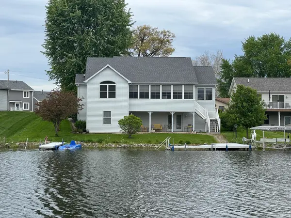 1728 Colonial DR, Rochester, IN 46975