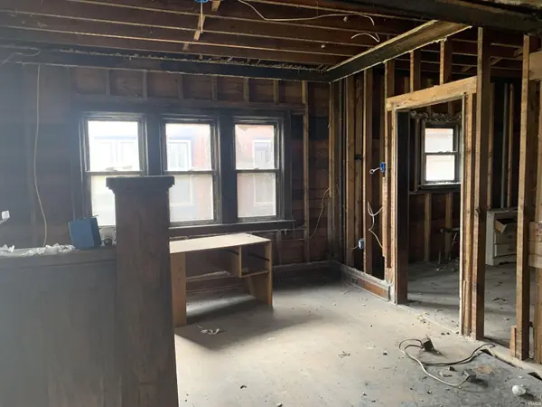 2122 Lincoln Way W WAY, South Bend, IN 46628