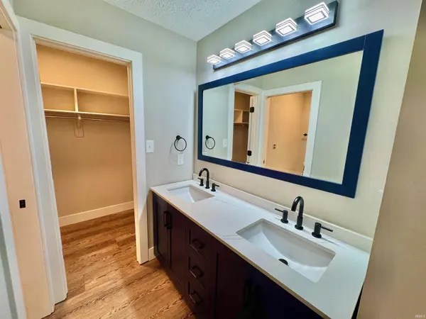 2602 E Covenanter DR, Bloomington, IN 47401