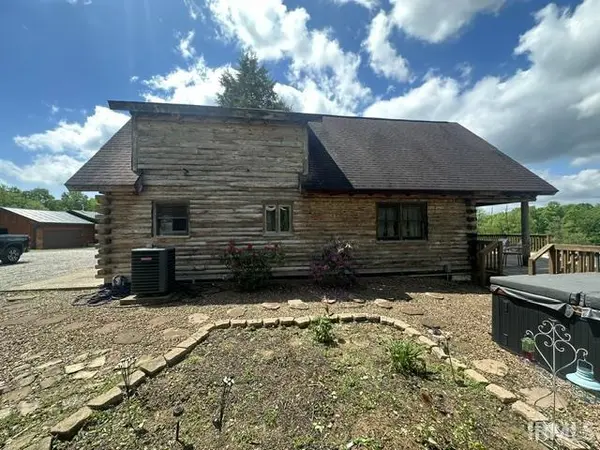 7290 S Meadows LN, French Lick, IN 47432