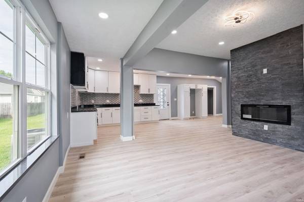 508 Delphi AVE, Frankfort, IN 46041