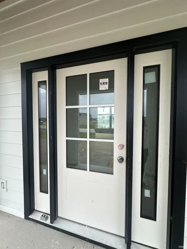 17701 Monza PASS, Huntertown, IN 46748