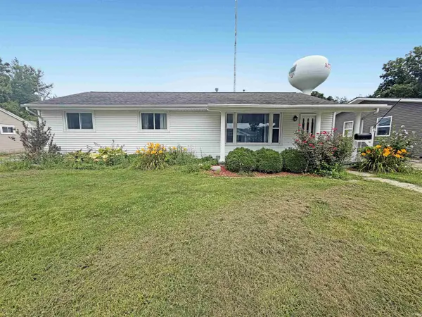 125 Ruby RD, Attica, IN 47918