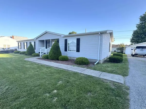 520 E Main ST, Jasonville, IN 47438